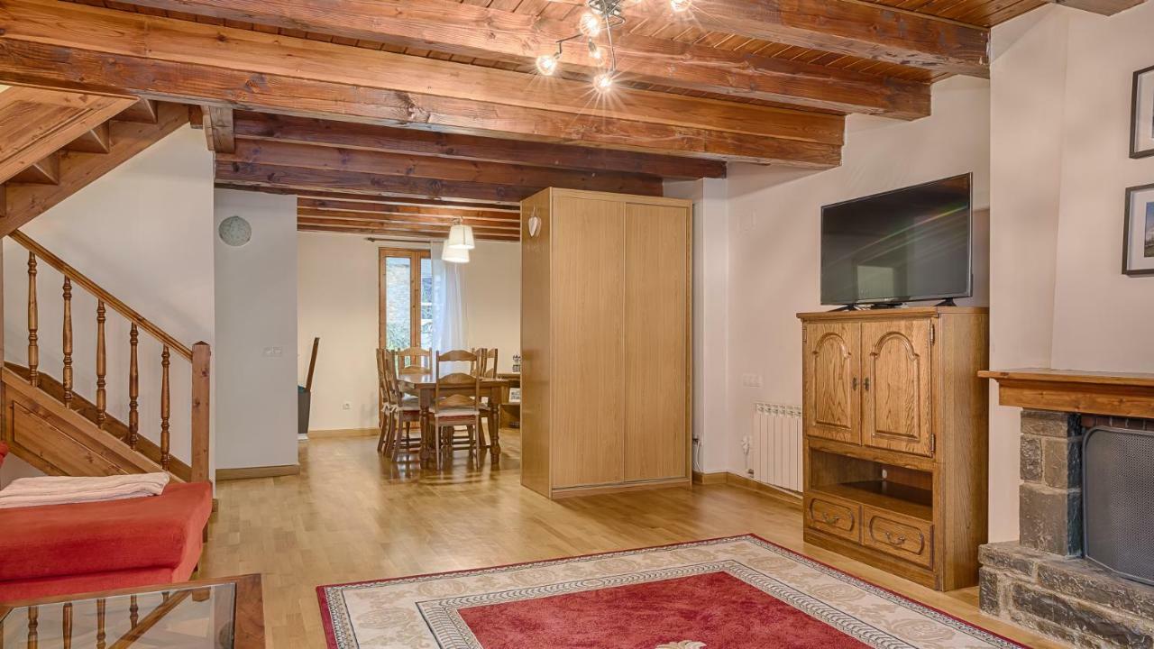 莱斯Saplan Real Estate Montlude公寓 外观 照片